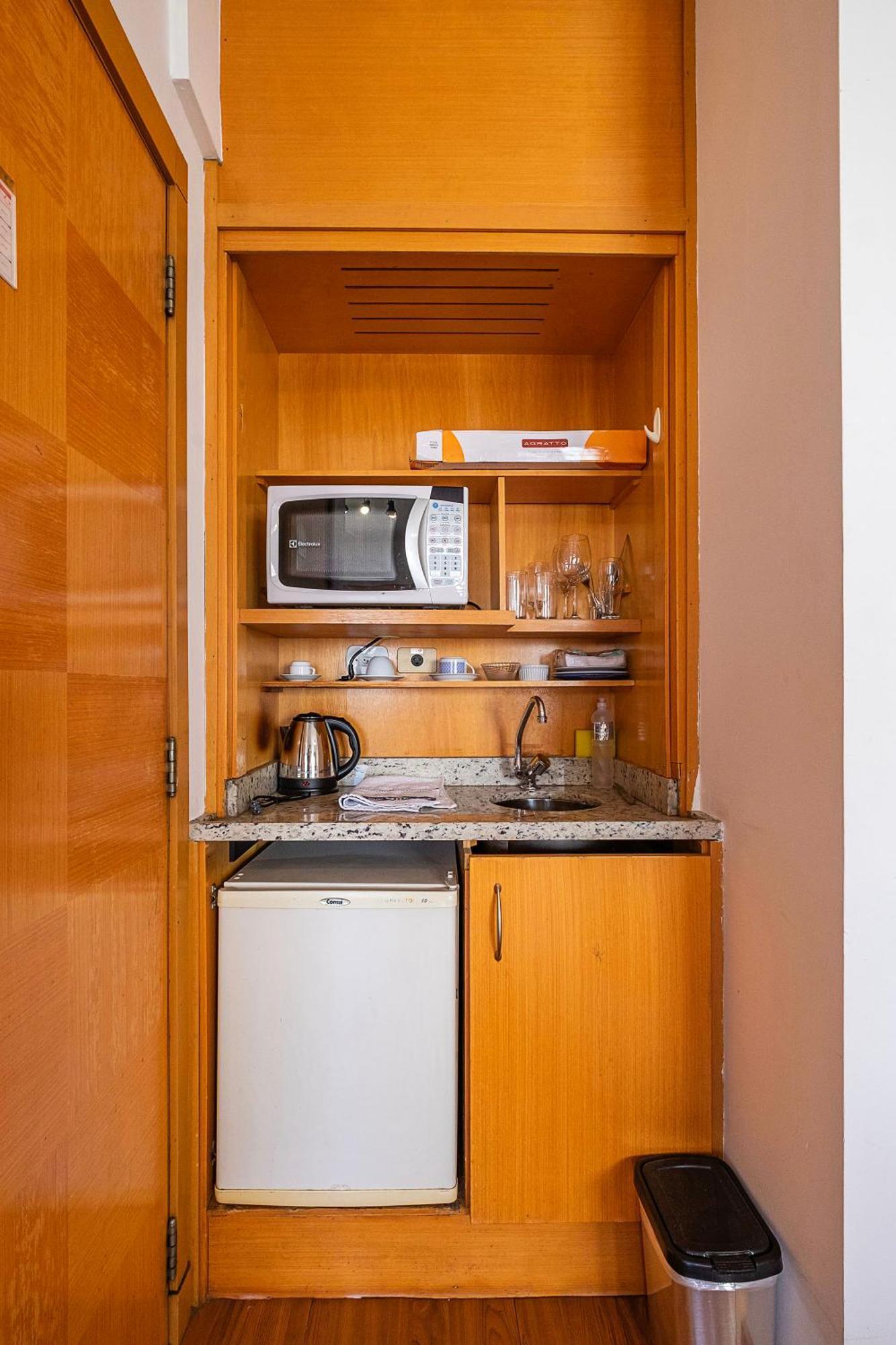 Flat 4 Estrelas Jardins - * Sao Paulo